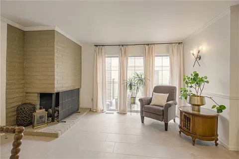 $339,500 | 6739 West 108th Terrace, Overland Park, KS 66211