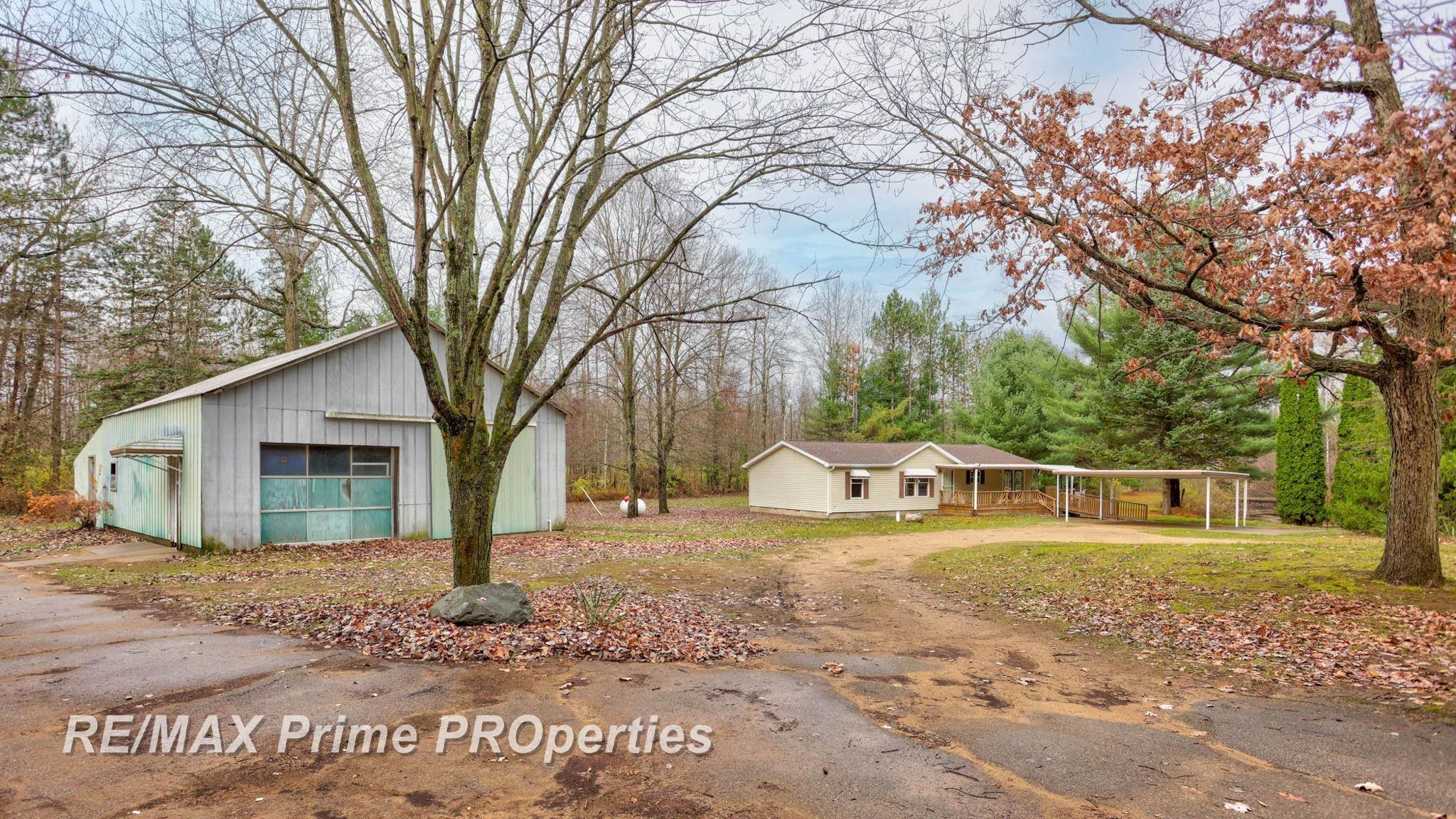 7118 Irish Road Millington, MI 48746 - Photo 1 of 49 Gallery Image 1
