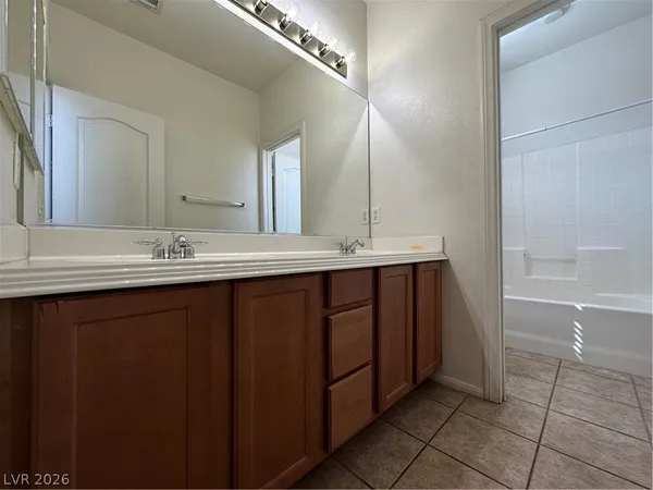 $1,920 | 736 Irish Mittens Court, Henderson, NV 89011