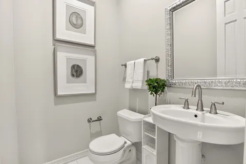 $3,500,000 | 10811 Briar Branch Drive, Hunters Creek Village, TX 77024