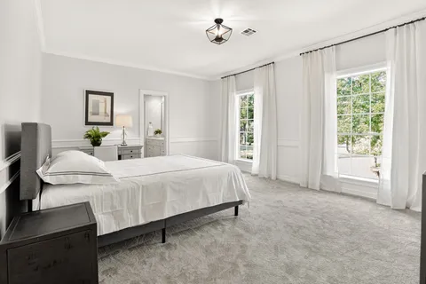 $3,500,000 | 10811 Briar Branch Drive, Hunters Creek Village, TX 77024