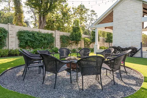 $3,500,000 | 10811 Briar Branch Drive, Hunters Creek Village, TX 77024