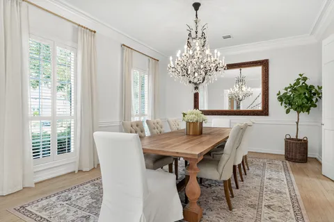 $3,500,000 | 10811 Briar Branch Drive, Hunters Creek Village, TX 77024