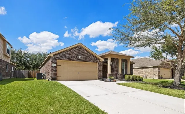 $2,150 | 5311 Persimmon Pass, Richmond, TX 77407