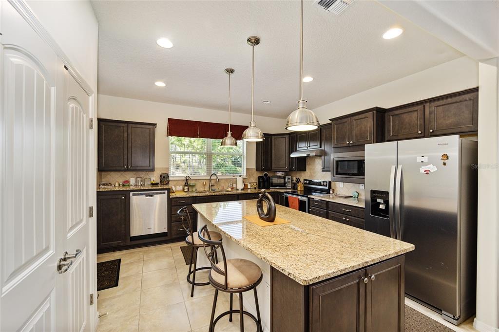 9672 Southwest 76th Lane Road Ocala, FL 34481 - Photo 8 of 43 Gallery Image 8