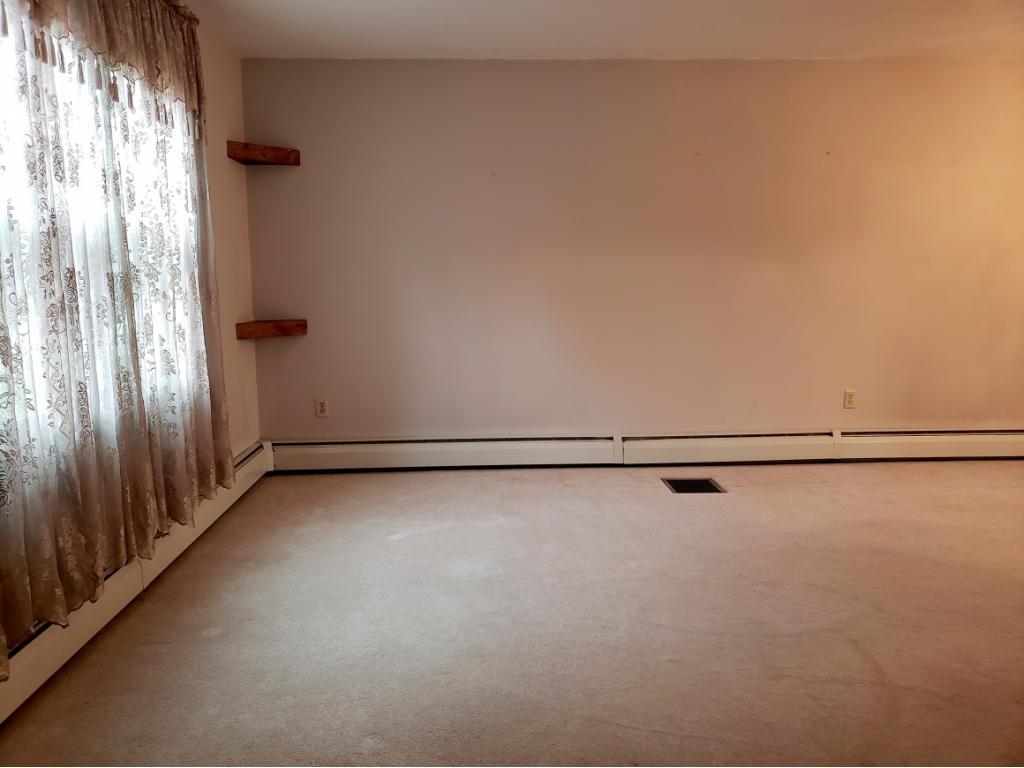 464 Chrysler Road Endicott, NY 13760 - Photo 2 of 17 Gallery Image 2