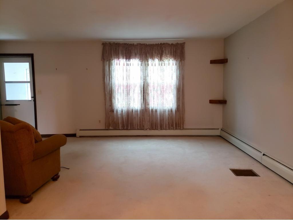464 Chrysler Road Endicott, NY 13760 - Photo 3 of 17 Gallery Image 3