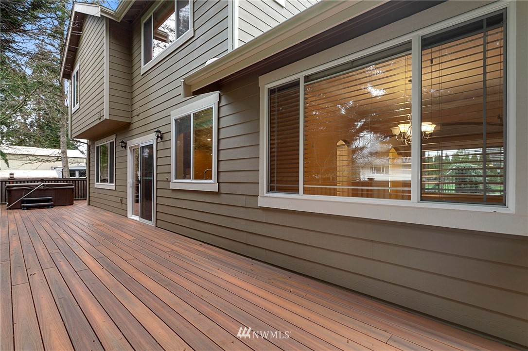 32233 Military Road South Federal Way, WA 98001 - Photo 26 of 28 a view of a house with a large window