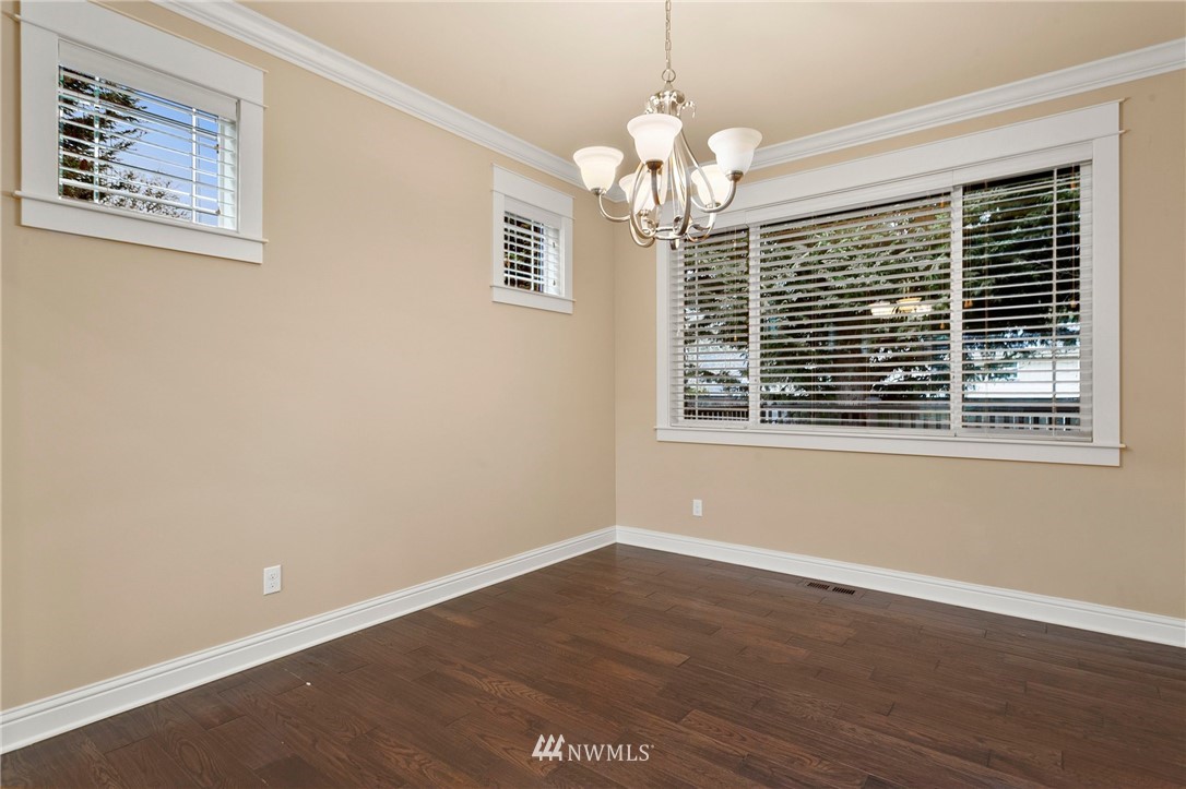 32233 Military Road South Federal Way, WA 98001 - Photo 8 of 28 a view of livingroom with window