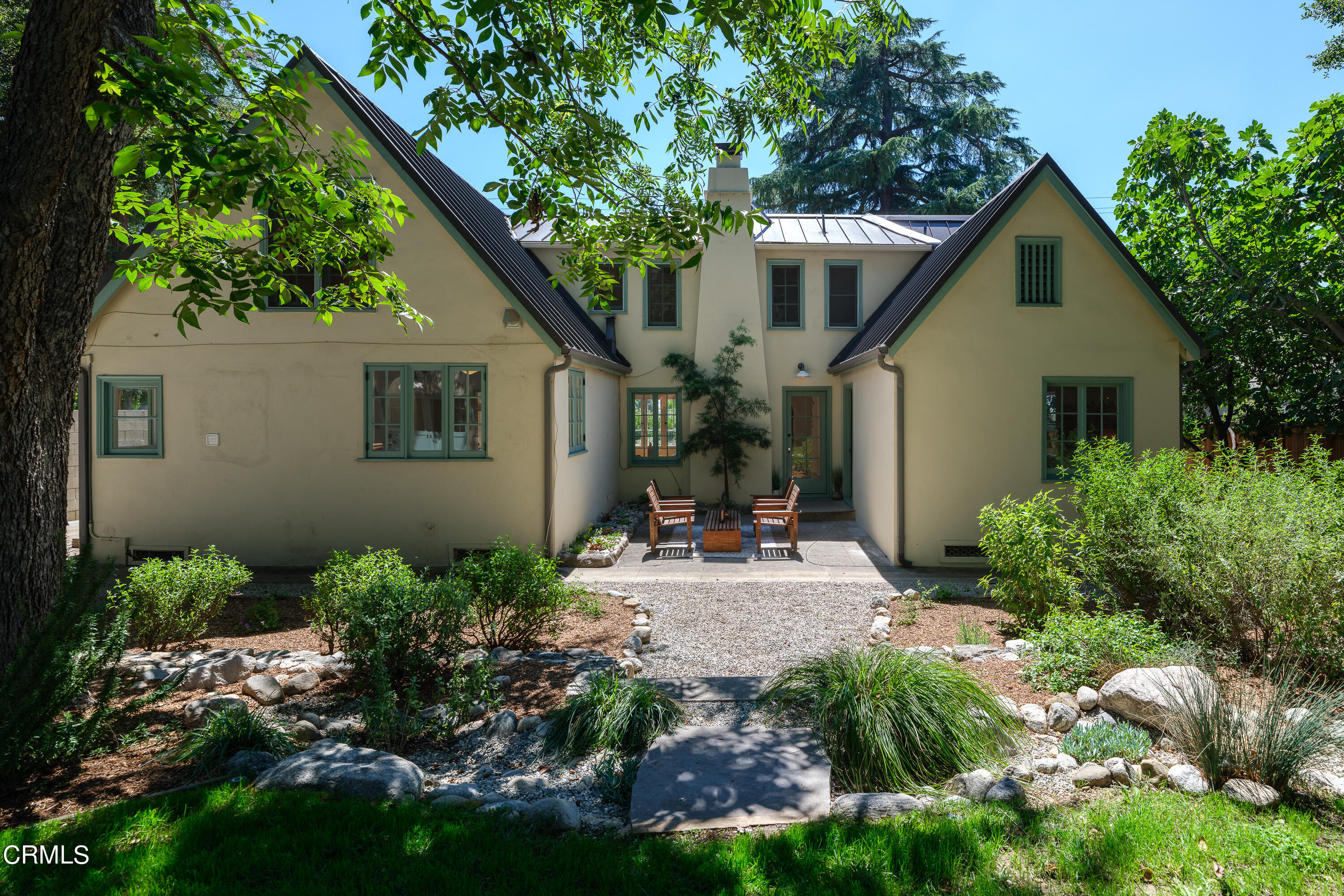 53 East Altadena Drive Altadena, CA 91001 - Photo 52 of 69 a house view with a outdoor space