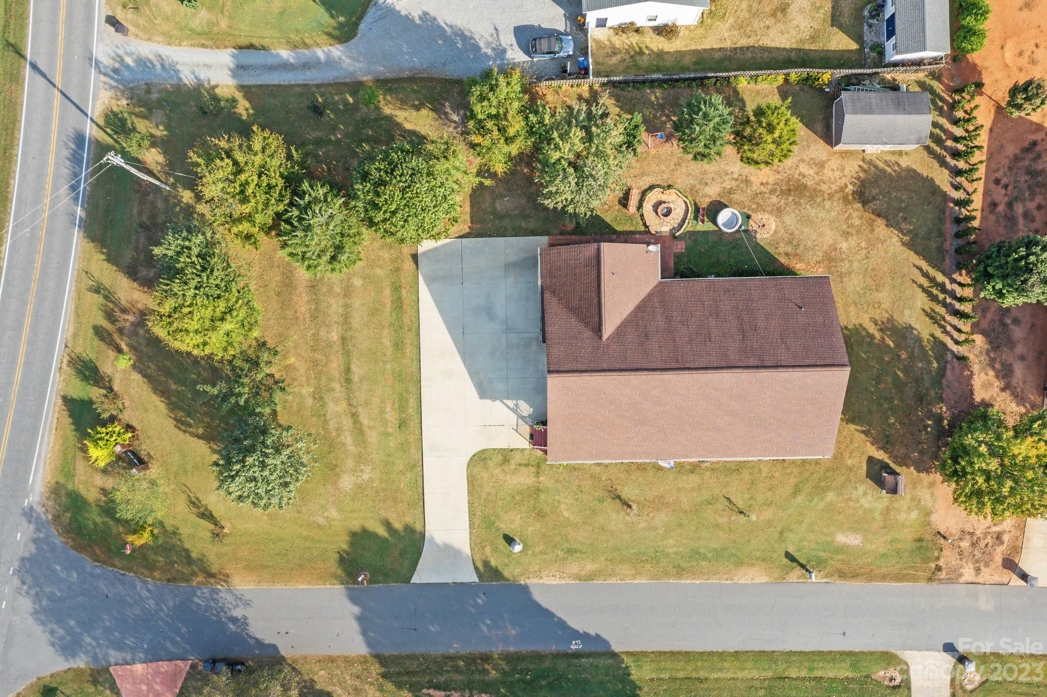 105 Vista Drive Davidson, NC 28036 - Photo 29 of 29 a view of an outdoor space