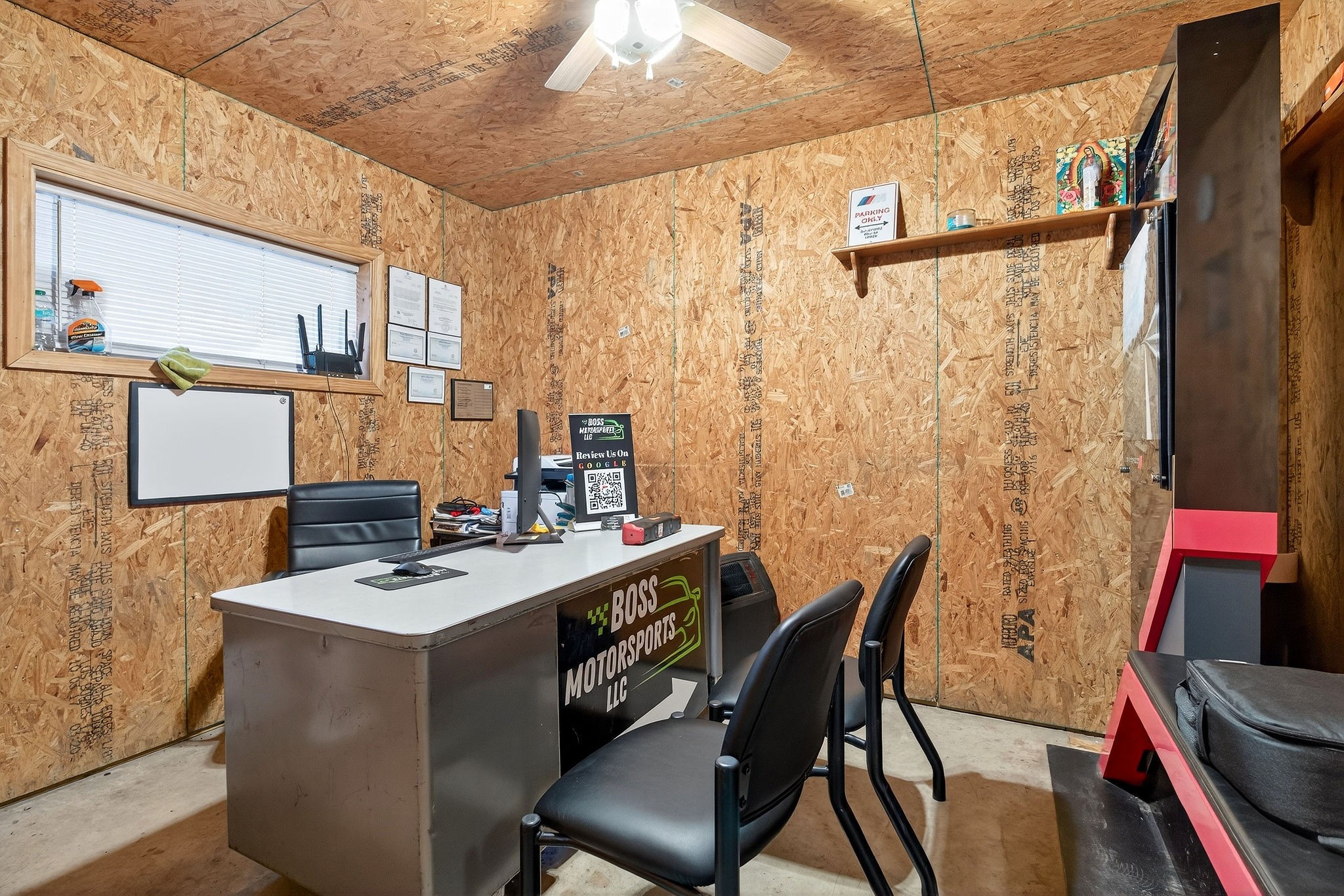 295 Roy Womack Road Smithville, TN 37166 - Photo 14 of 15 a room that has a table and chairs in it