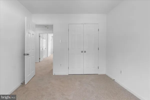 $560,000 | 2402 Windbreak Drive, Alexandria, VA 22306