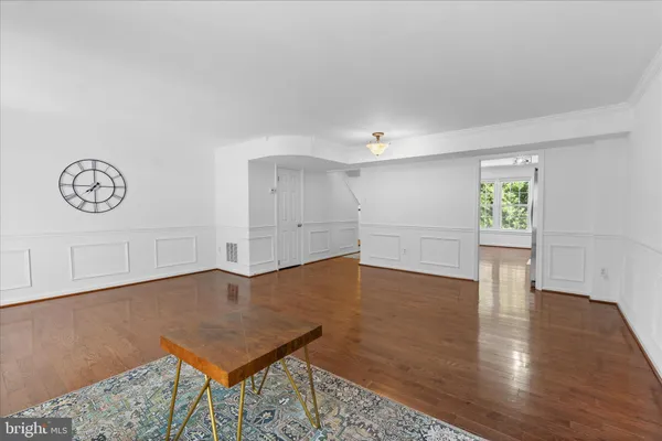 $560,000 | 2402 Windbreak Drive, Alexandria, VA 22306