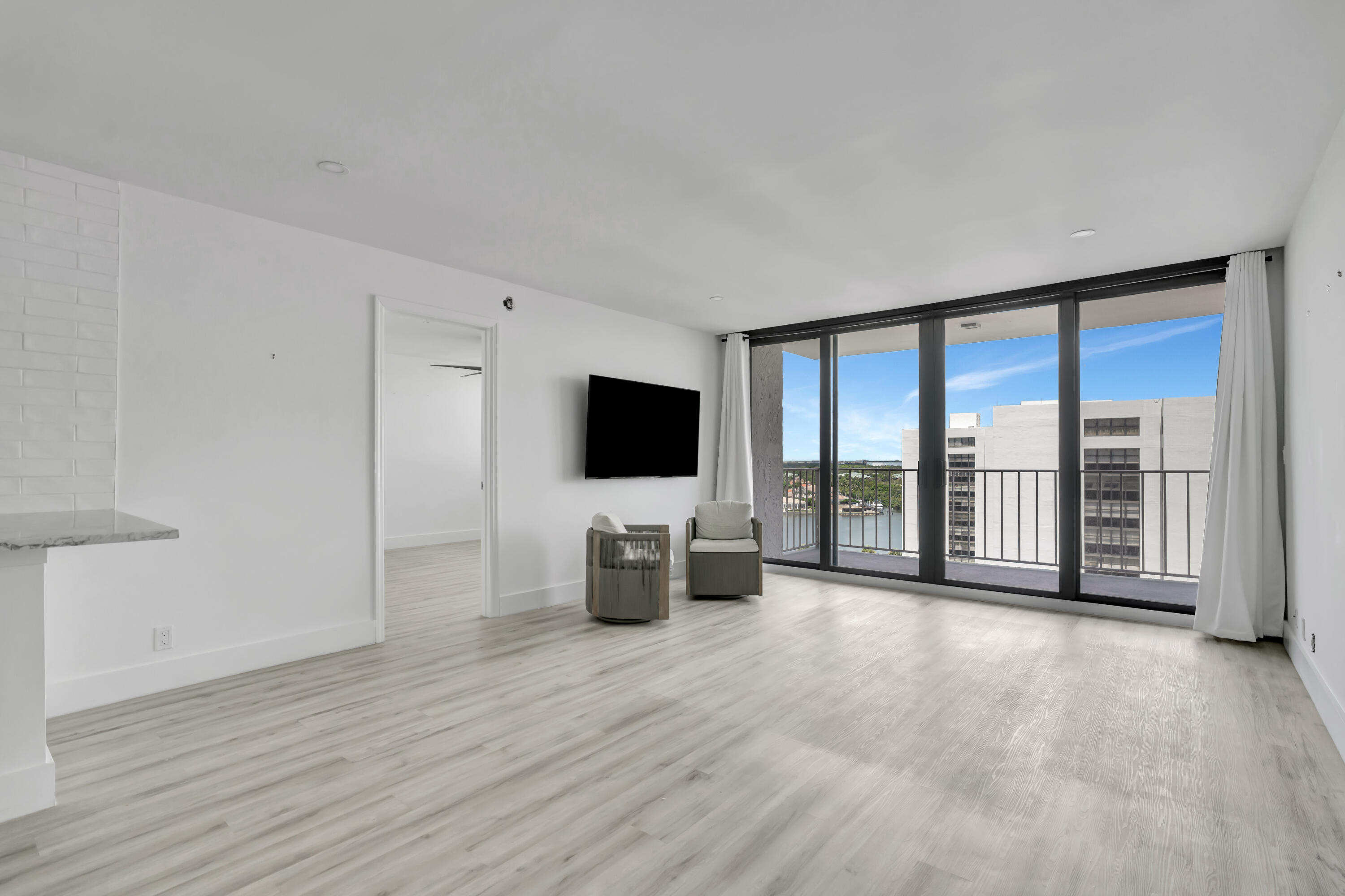 336 Golfview Road, Unit 1104 North Palm Beach, FL 33408 - Photo 3 of 53 _MLP0267