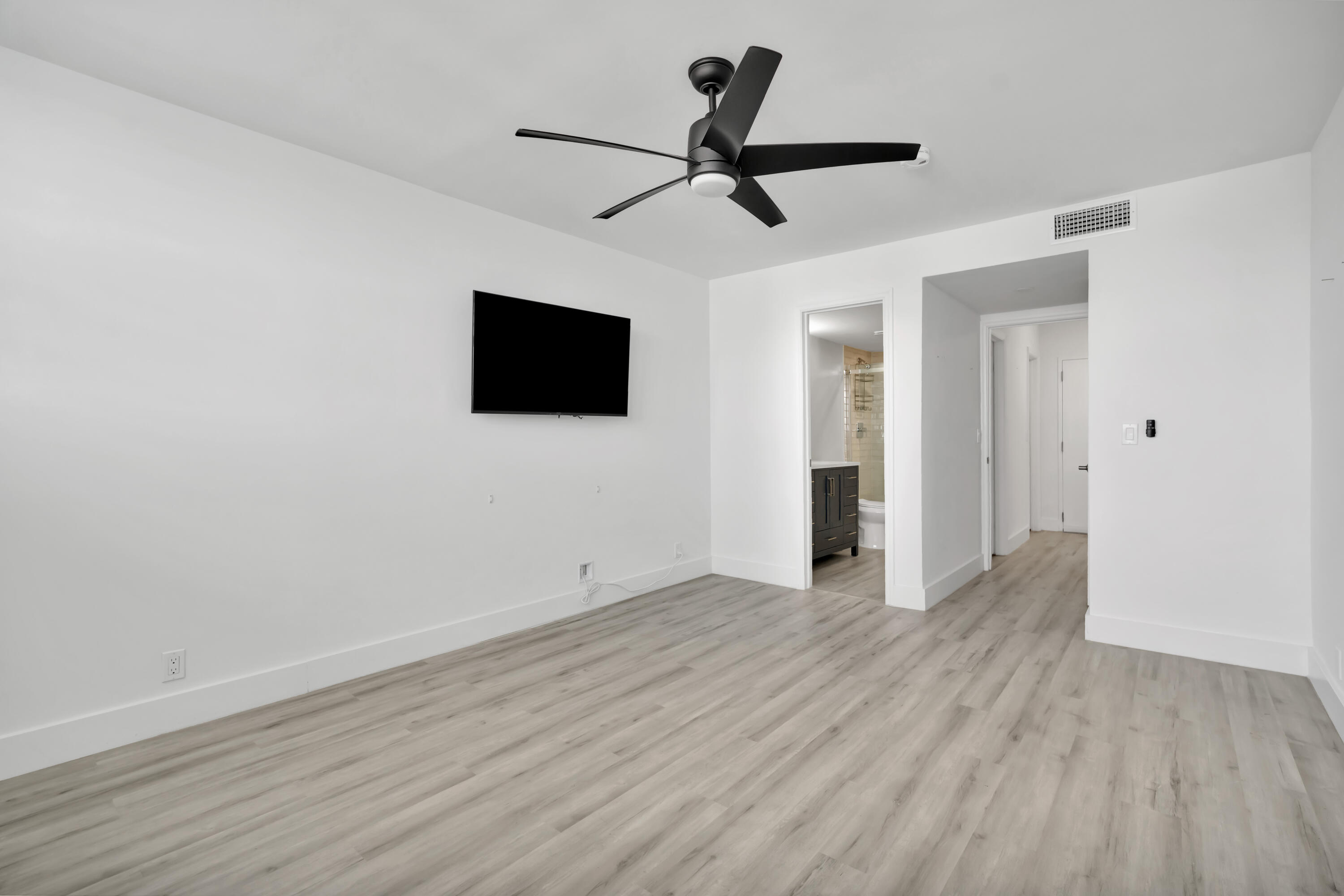 336 Golfview Road, Unit 1104 North Palm Beach, FL 33408 - Photo 31 of 53 _MLP0367