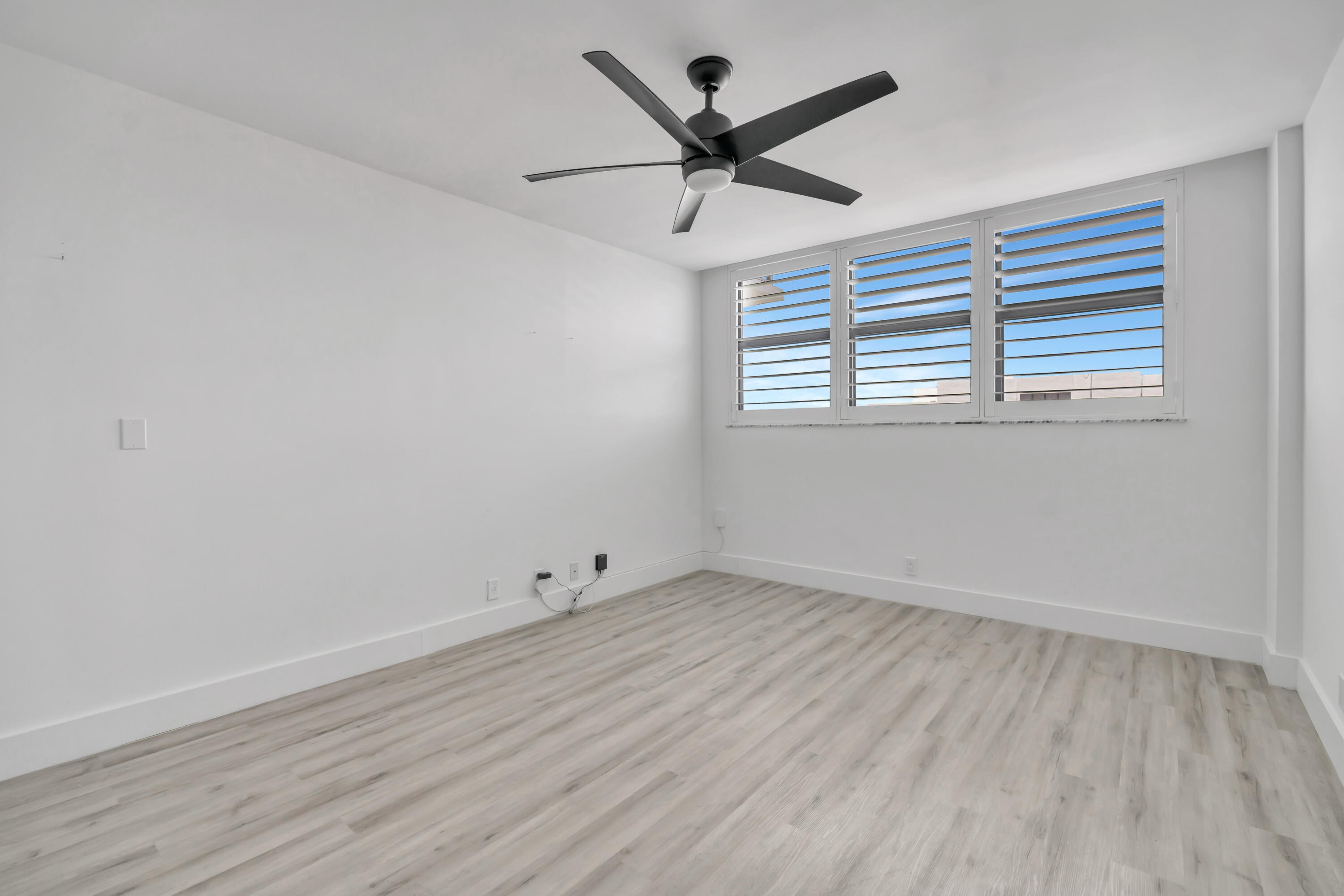 336 Golfview Road, Unit 1104 North Palm Beach, FL 33408 - Photo 33 of 53 _MLP0377