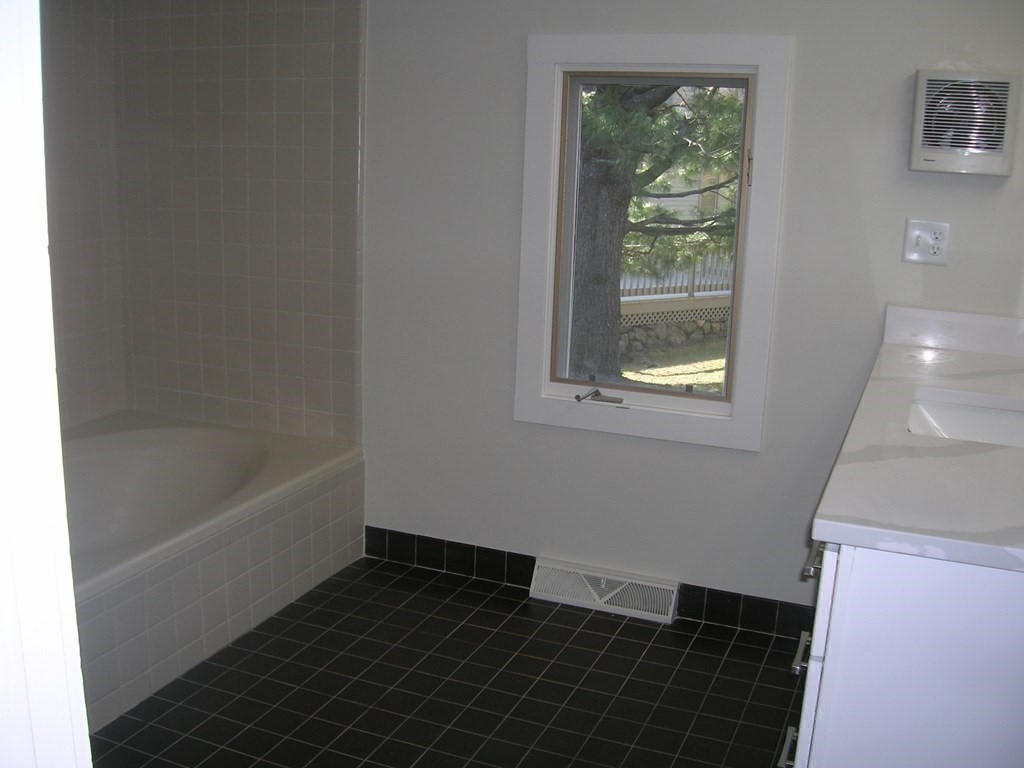 64 Potter Pond, Unit 64 Lexington, MA 02421 - Photo 7 of 15