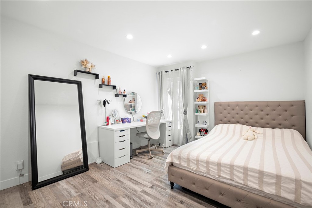 1325 Valley View Road, Unit 105 Glendale, CA 91202 - Photo 24 of 33 Gallery Image 24