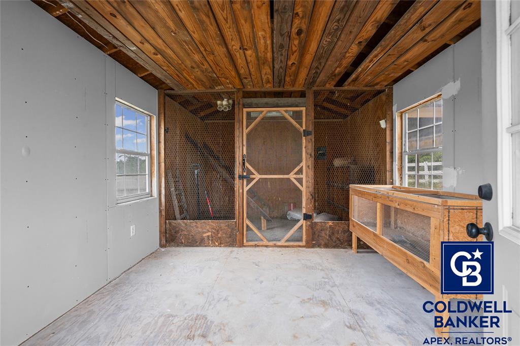 1316 Prairie Point Rhome, TX 76078 - Photo 28 of 30 a view of an empty room with a window