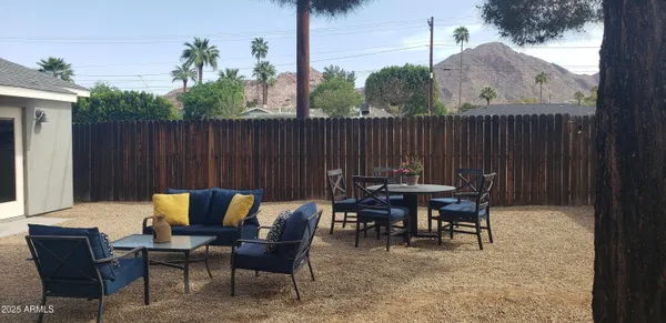 $2,800 | 4440 East Campbell Avenue, Phoenix, AZ 85018