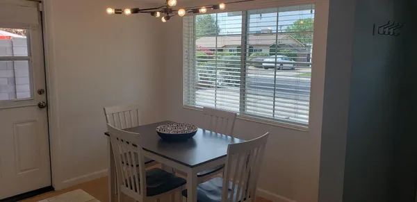 $2,800 | 4440 East Campbell Avenue, Phoenix, AZ 85018