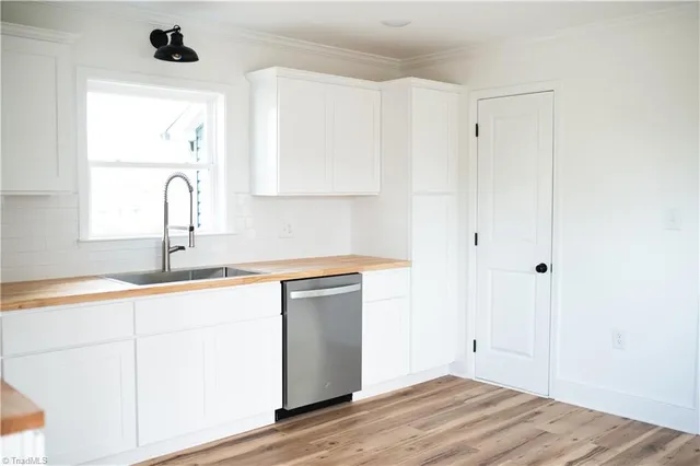 $269,900 | 301 East Dalton Road, King, NC 27021