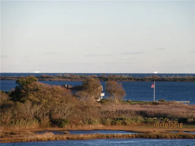 $1,800 | 5443 Post Road, Unit 3, Charlestown, RI 02813