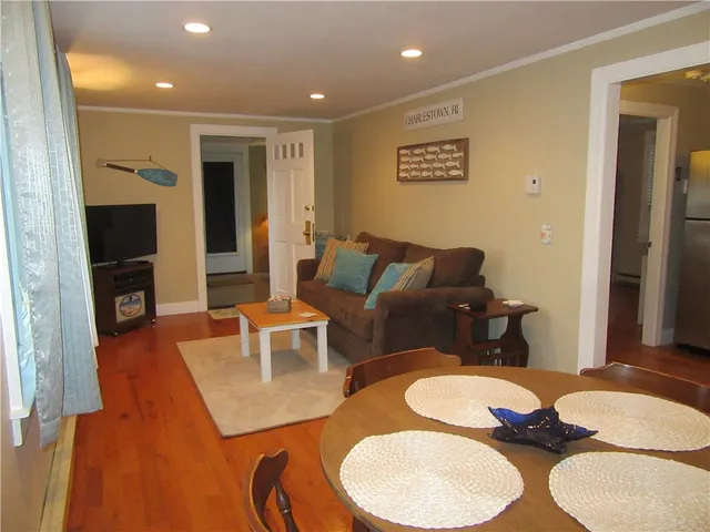 $1,800 | 5443 Post Road, Unit 3, Charlestown, RI 02813