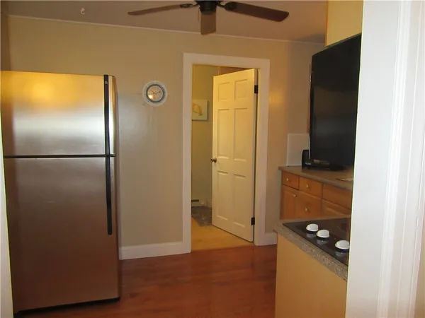 $1,800 | 5443 Post Road, Unit 3, Charlestown, RI 02813