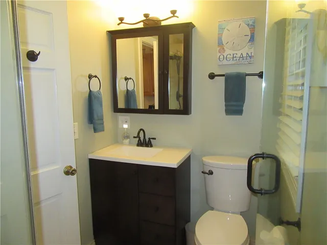 $1,800 | 5443 Post Road, Unit 3, Charlestown, RI 02813