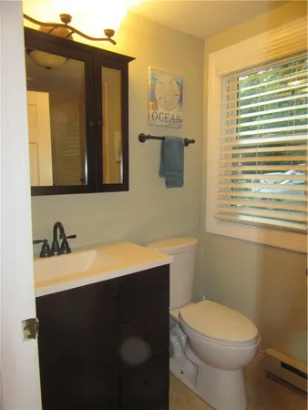 $1,800 | 5443 Post Road, Unit 3, Charlestown, RI 02813