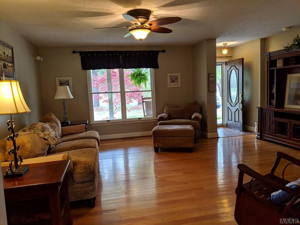 1354 4 Forks Road Elizabeth City, NC 27909 - Photo 4 of 25 Gallery Image 4
