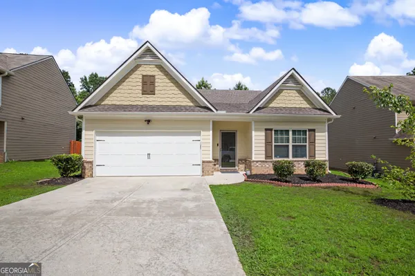 $299,000 | 6526 St Mark Way, Fairburn, GA 30213