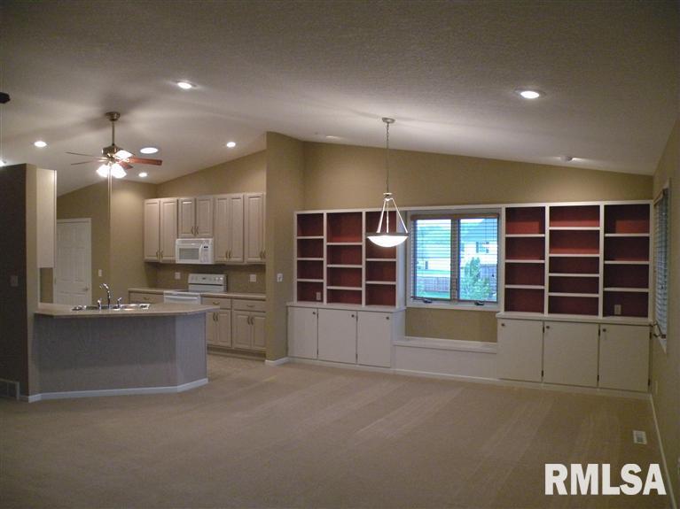 528 Mill Ridge Road Clinton, IA 52732 - Photo 8 of 16 Gallery Image 8