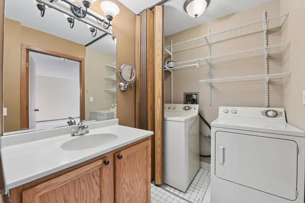 $100,000 | 4680 Tower Street Southeast, Unit 112, Prior Lake, MN 55372