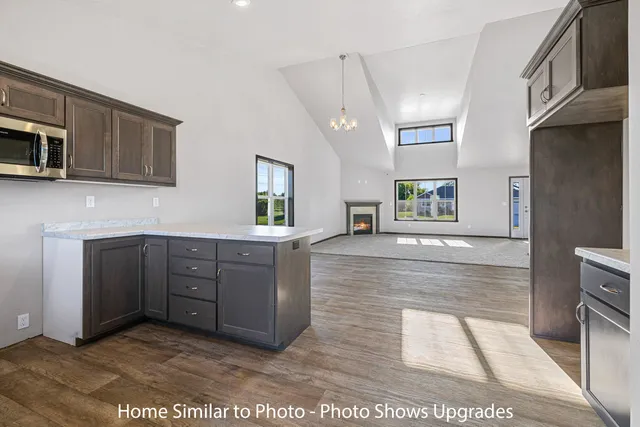 $384,900 | 1260 Putnam Drive, Pulaski, WI 54162