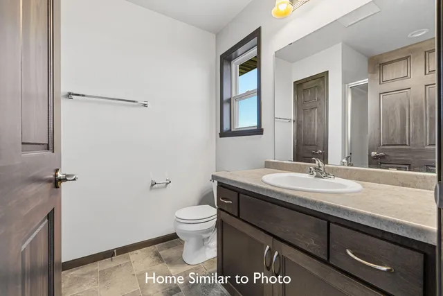 $384,900 | 1260 Putnam Drive, Pulaski, WI 54162