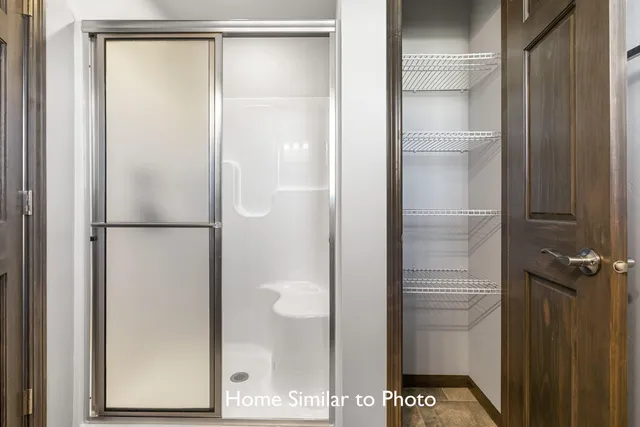 $384,900 | 1260 Putnam Drive, Pulaski, WI 54162