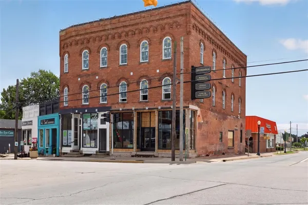 $1,300 | 101 Monroe Street, Unit : 1, Brooklyn, MI 49230
