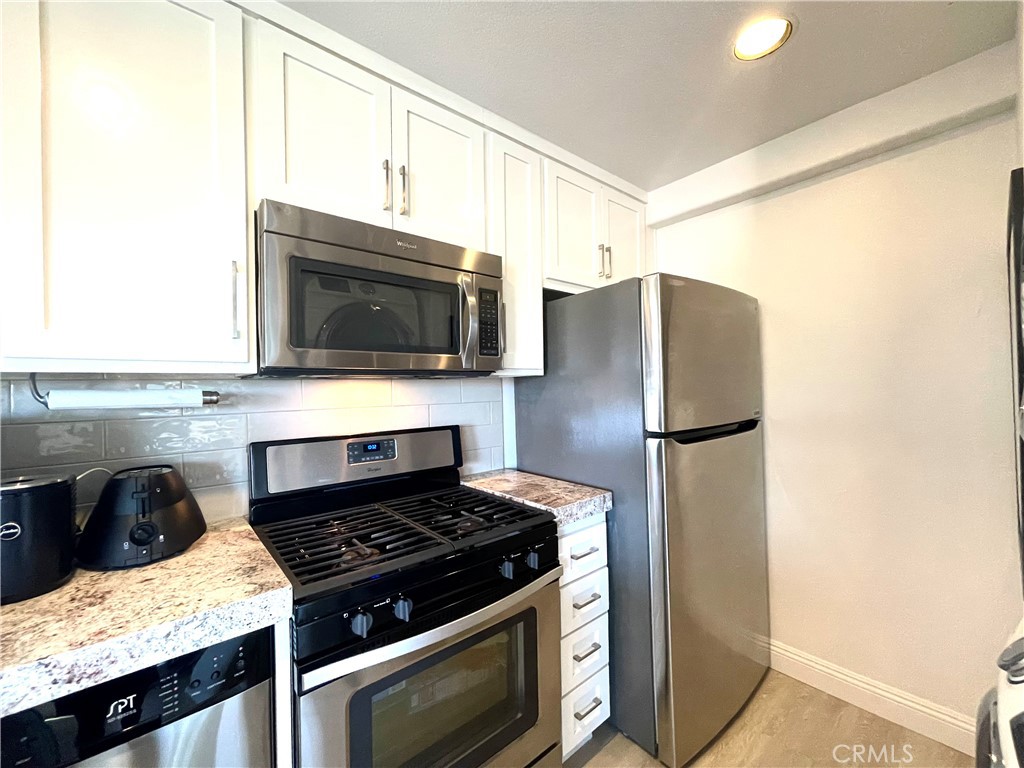 352 Y Place Laguna Beach, CA 92651 - Photo 5 of 22