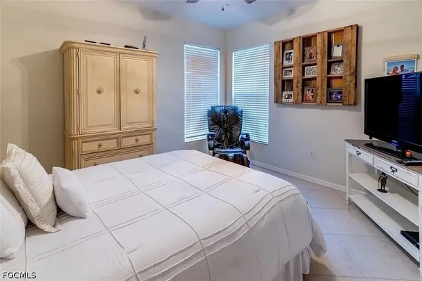 $2,500 | 23084 Lone Oak Drive, Estero, FL 33928