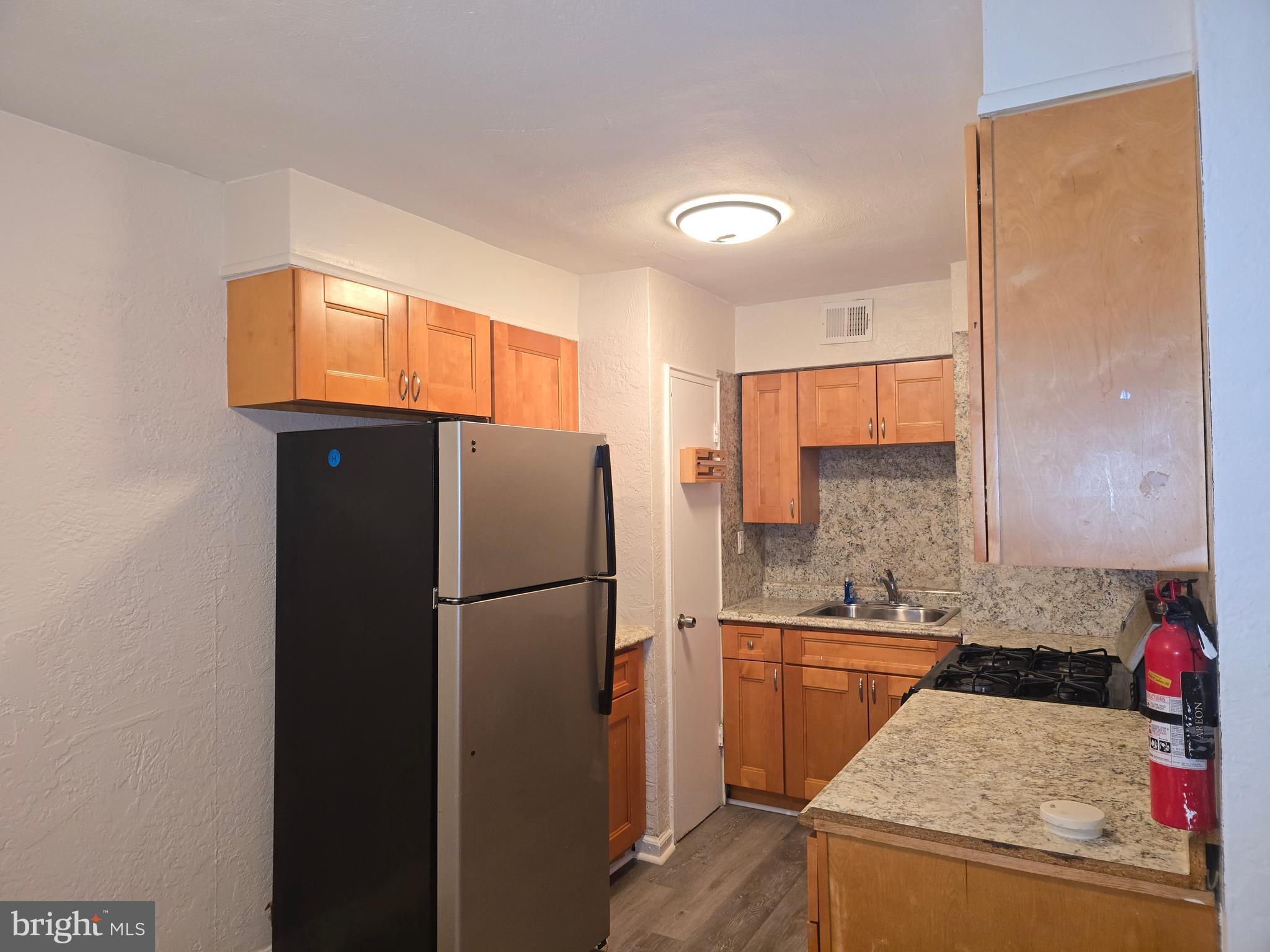 6135 1/2 Old York Road, Unit 1 Philadelphia, PA 19141 - Photo 25 of 61
