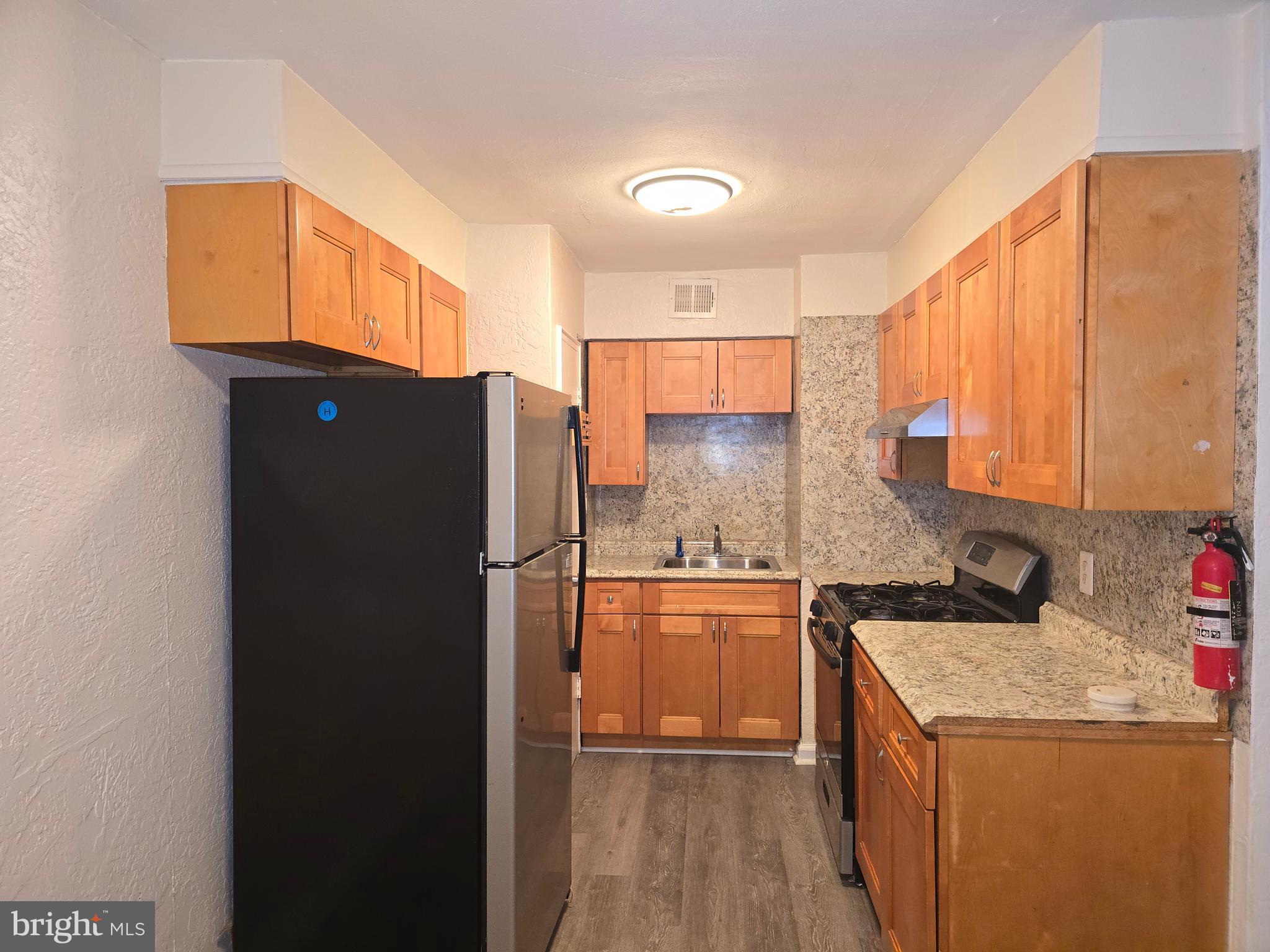 6135 1/2 Old York Road, Unit 1 Philadelphia, PA 19141 - Photo 26 of 61