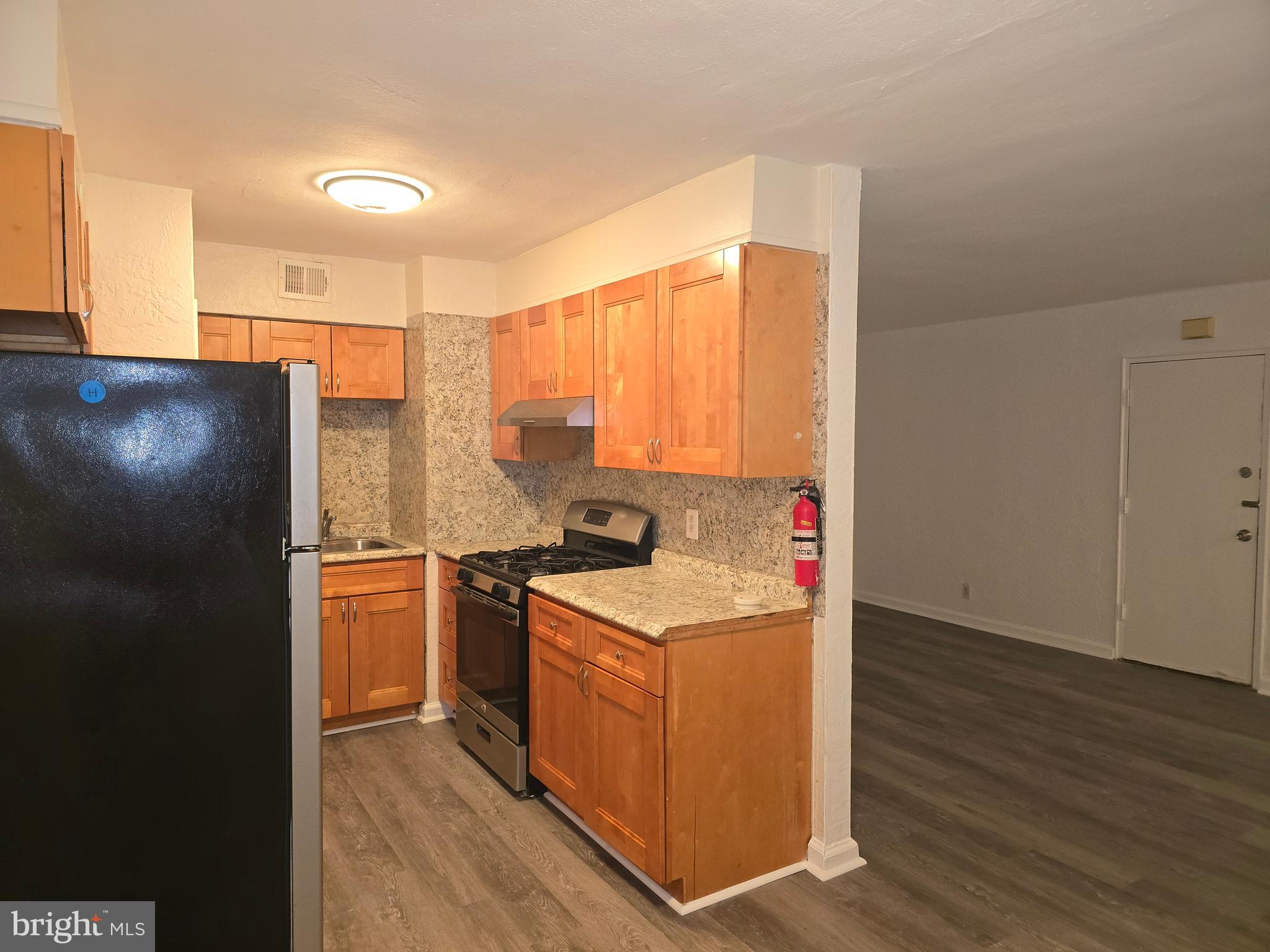 6135 1/2 Old York Road, Unit 1 Philadelphia, PA 19141 - Photo 33 of 61