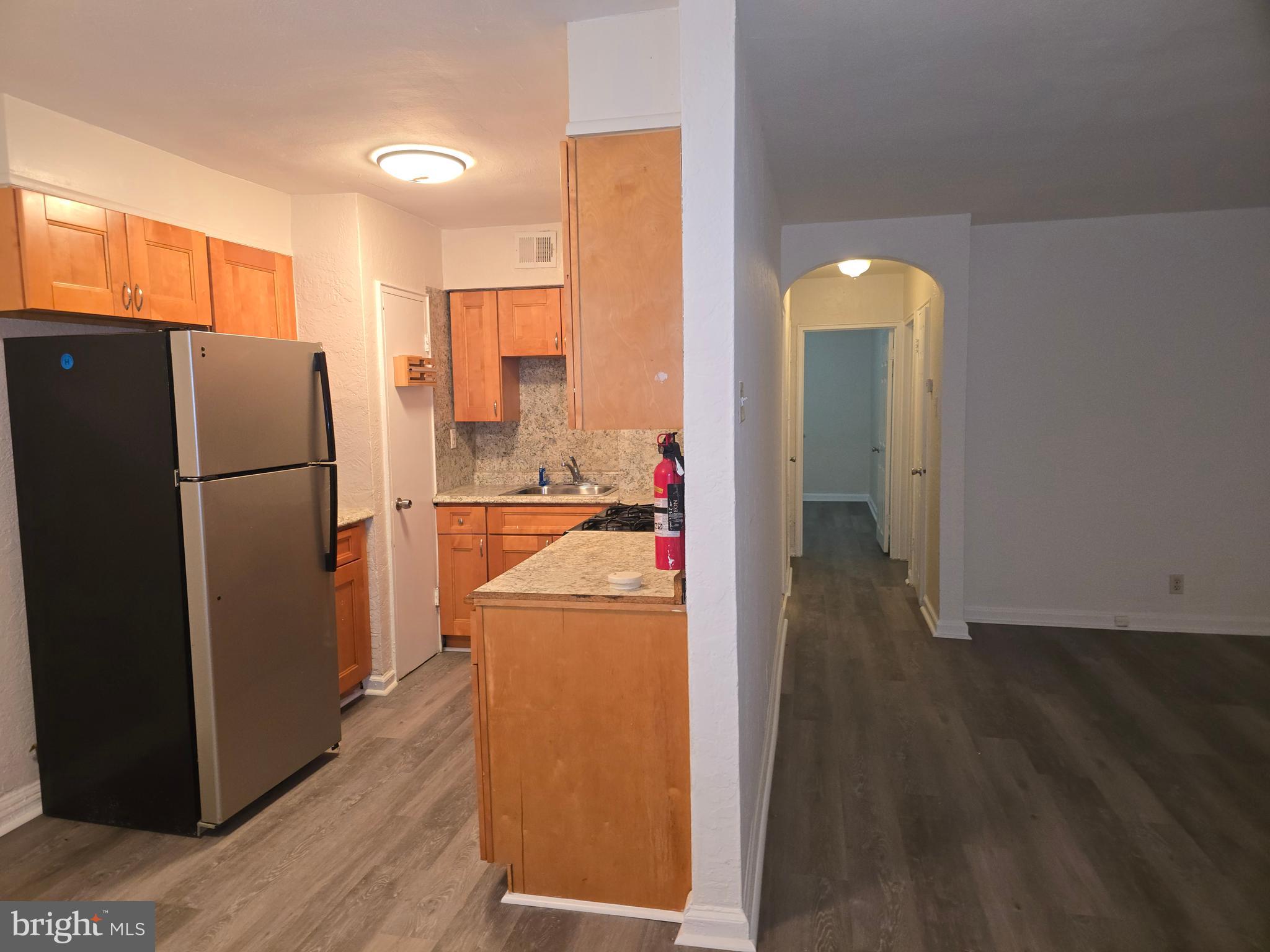 6135 1/2 Old York Road, Unit 1 Philadelphia, PA 19141 - Photo 35 of 61