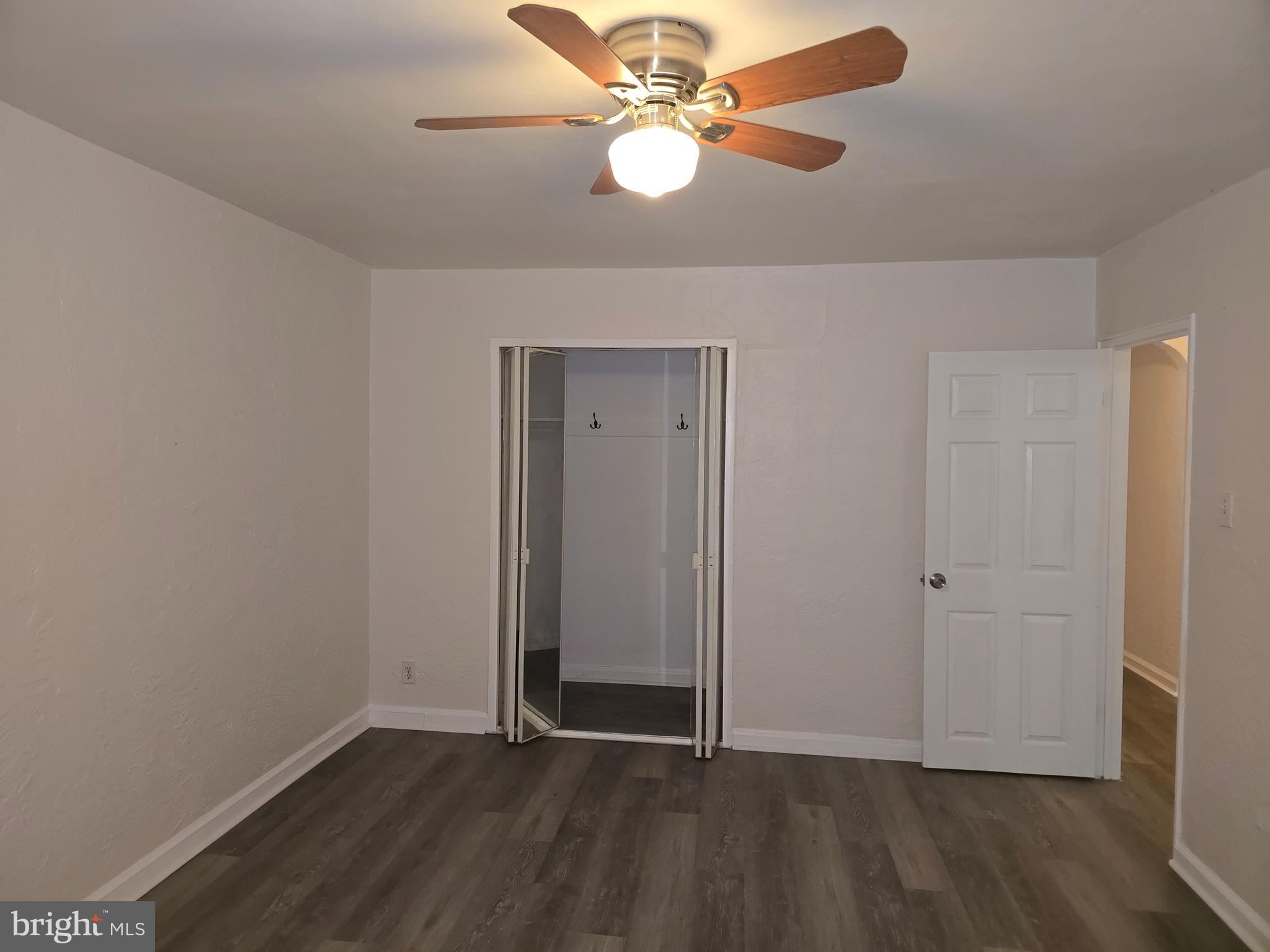 6135 1/2 Old York Road, Unit 1 Philadelphia, PA 19141 - Photo 4 of 61