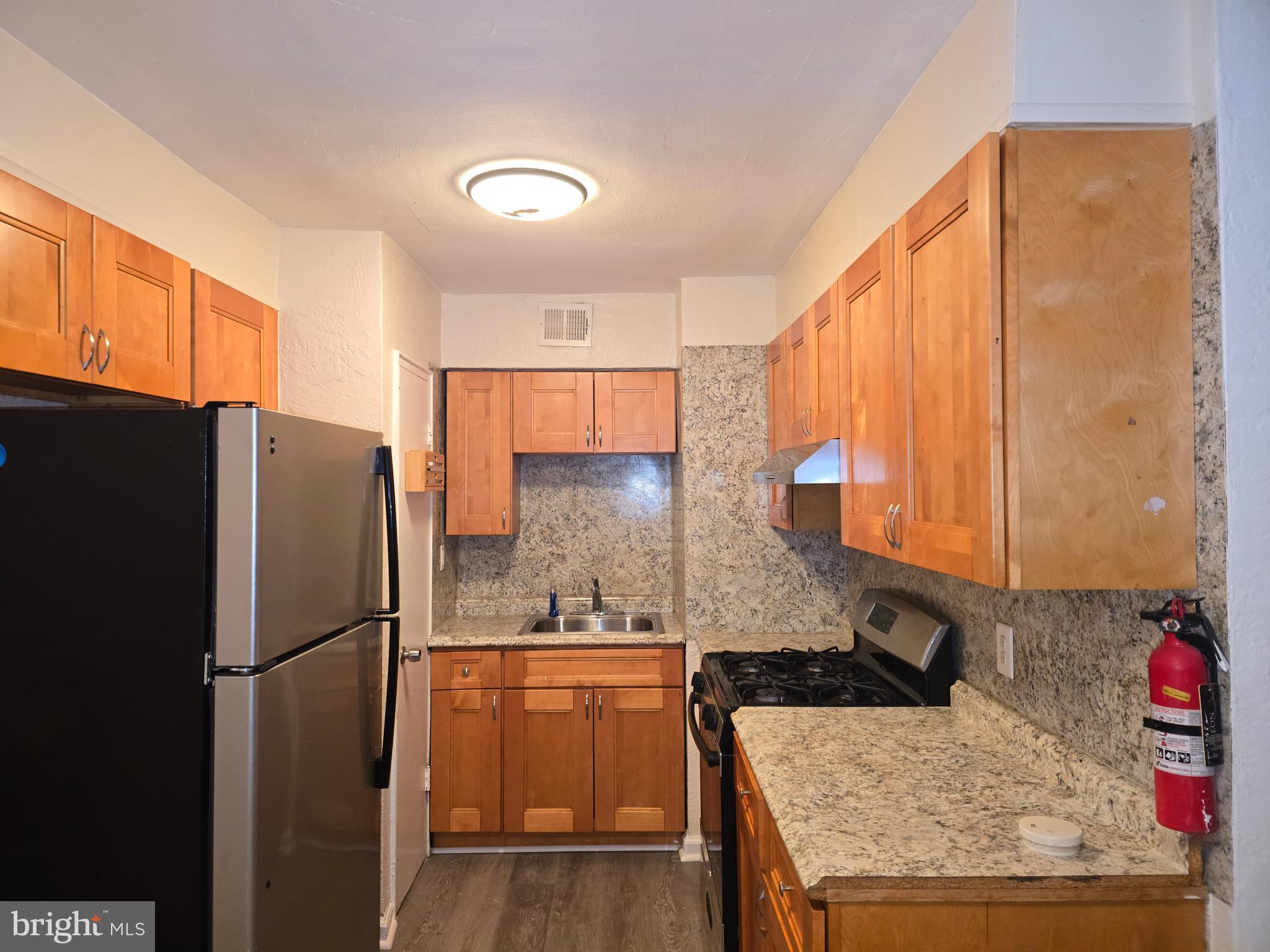 6135 1/2 Old York Road, Unit 1 Philadelphia, PA 19141 - Photo 48 of 61