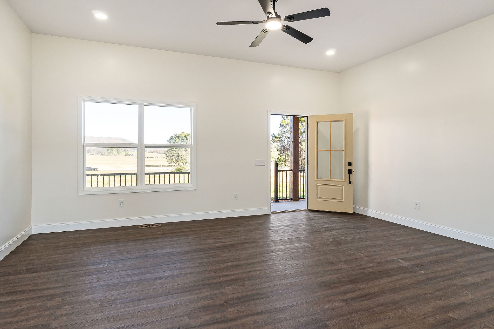 899 Charles Golden Road Sparta, TN 38583 - Photo 12 of 38 Gallery Image 12