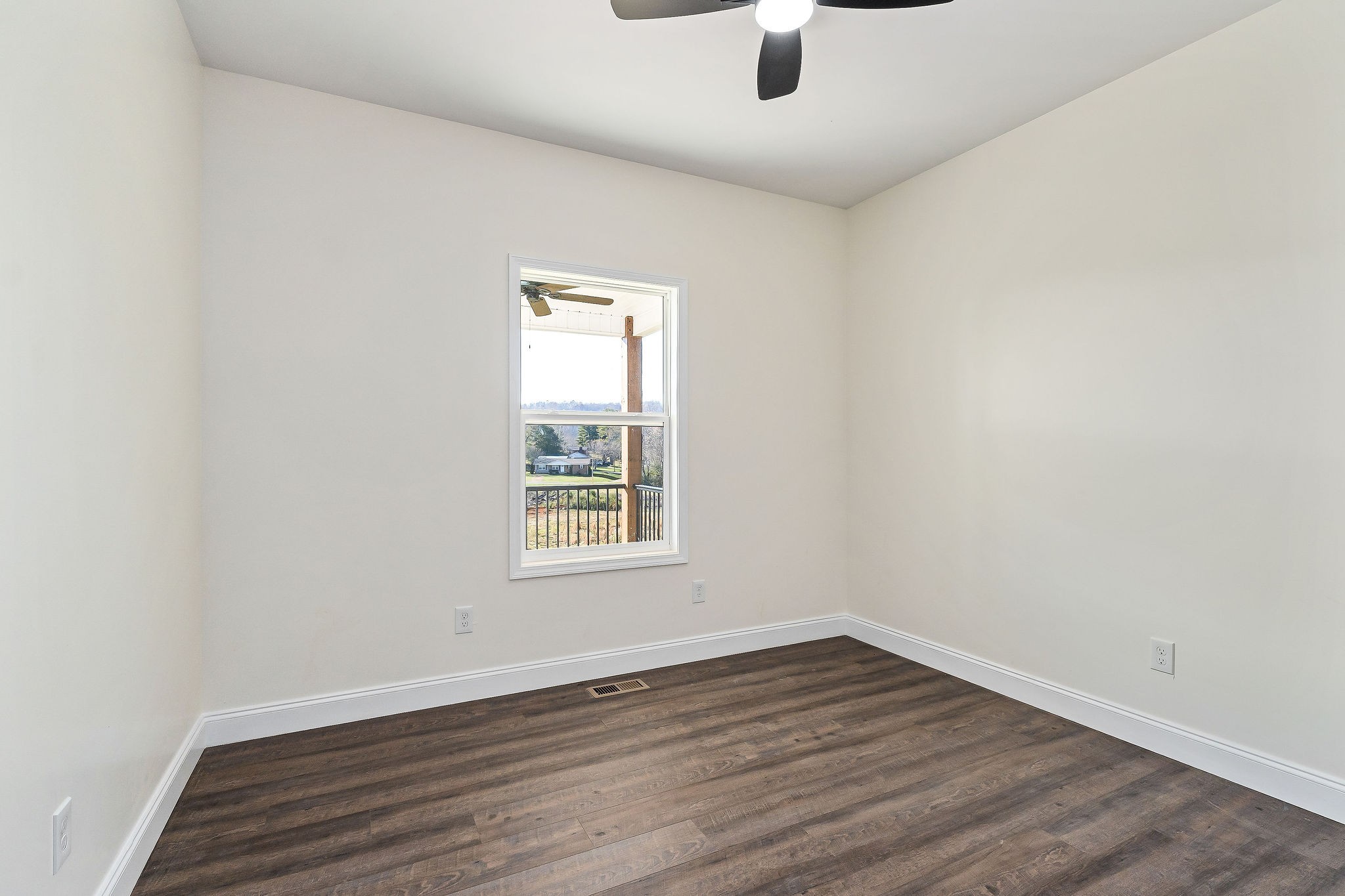 899 Charles Golden Road Sparta, TN 38583 - Photo 14 of 38 Gallery Image 14